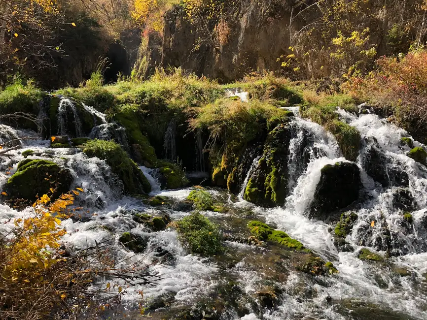 Rapid City: Devils Tower & Spearfish Canyon Private Tour