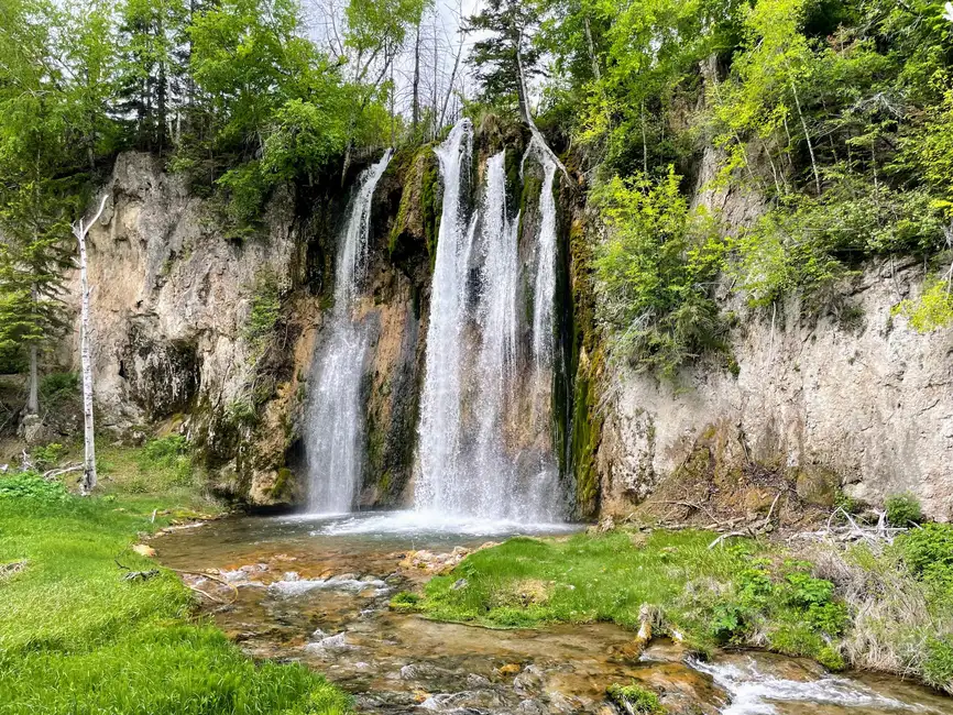 Rapid City: Devils Tower & Spearfish Canyon Private Tour